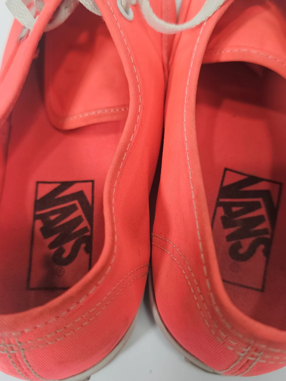 Vans classic low